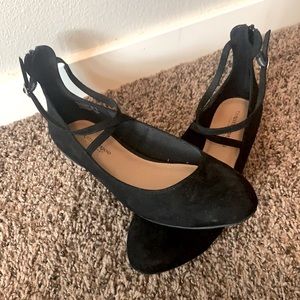 Black Ballet zip up flats